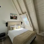 L'hotel By Du Chateau 3*