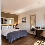 L'hotel By Du Chateau Hotell