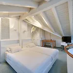 Hotell L'hotel By Du Chateau