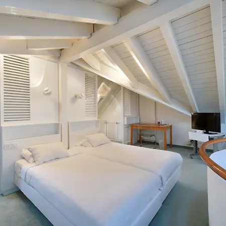 Hotell L'hotel By Du Chateau