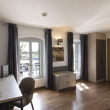 Hotel L'hotel By Du Chateau 3*