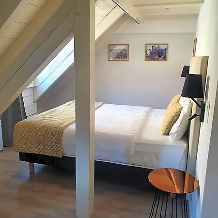 L'hotel By Du Chateau 3*