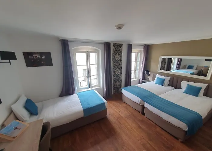 L'hotel By Du Chateau Hotel