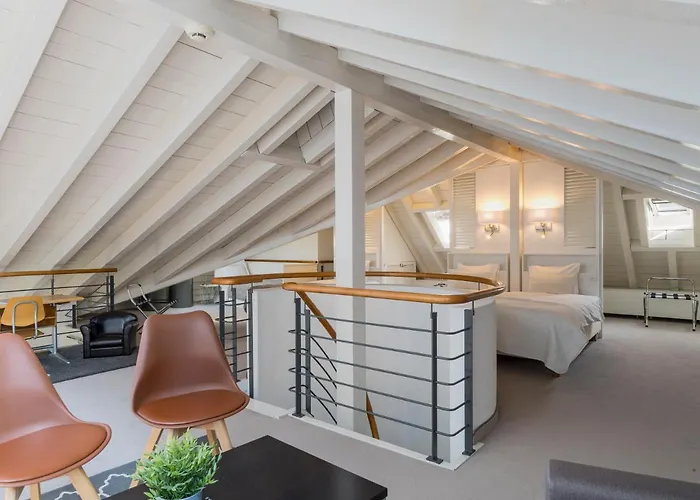 Hotel L'hotel By Du Chateau