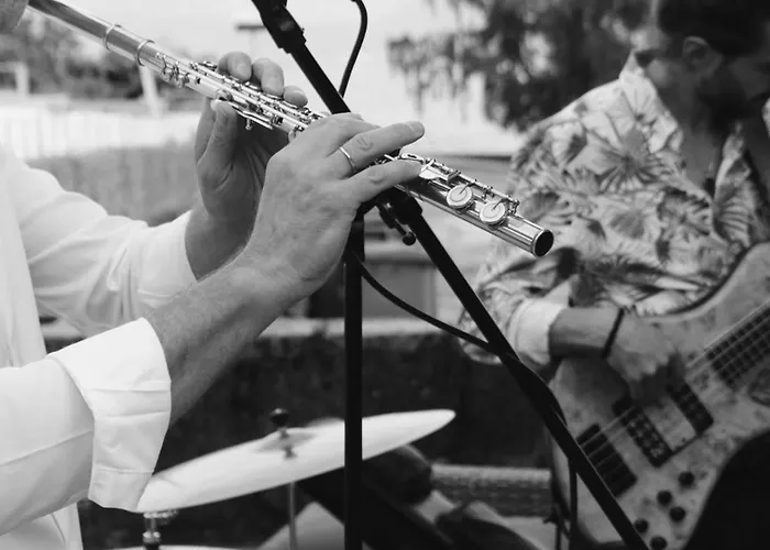 Szálloda L'hotel By Du Chateau 3*