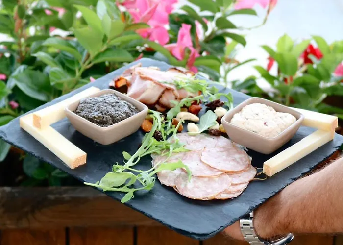 L'hotel By Du Chateau Hotel 3*