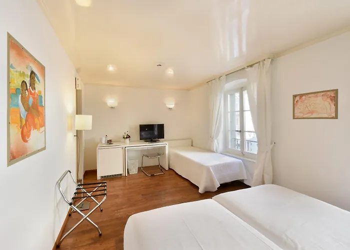 Hotel L'hotel By Du Chateau Rolle