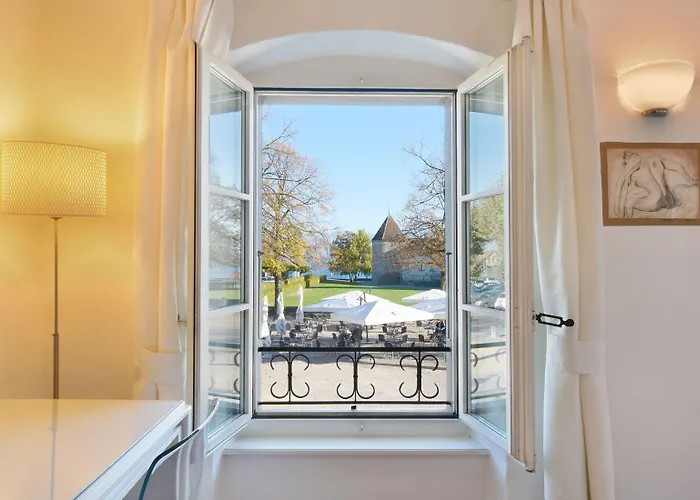 Hotel L'hotel By Du Chateau