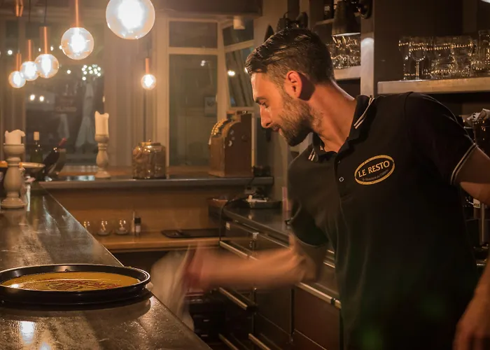 L'hotel By Du Chateau