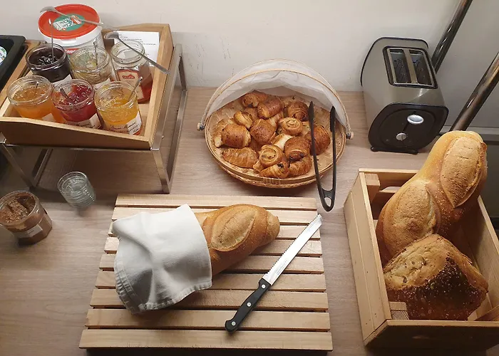 L'hotel By Du Chateau Szálloda Rolle