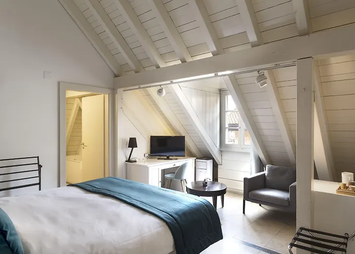 L'hotel By Du Chateau Hotel 3*