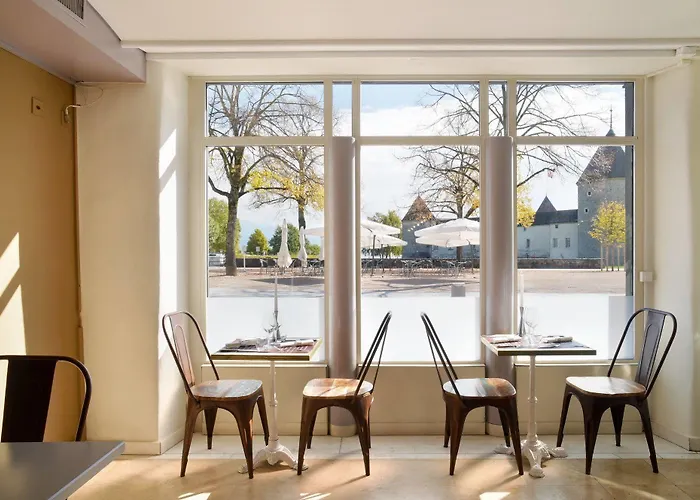 Szálloda L'hotel By Du Chateau