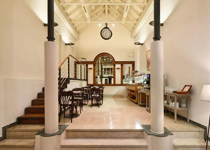 Hotel L'hotel By Du Chateau