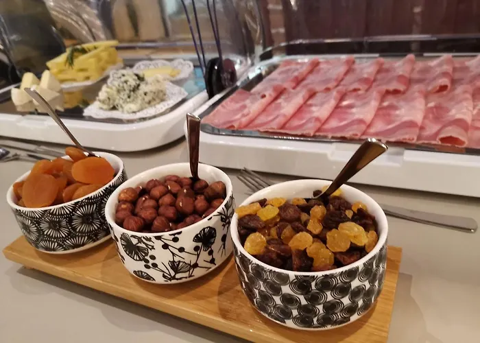 Hotel L'hotel By Du Chateau Rolle