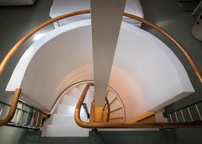 L'hotel By Du Chateau 3*