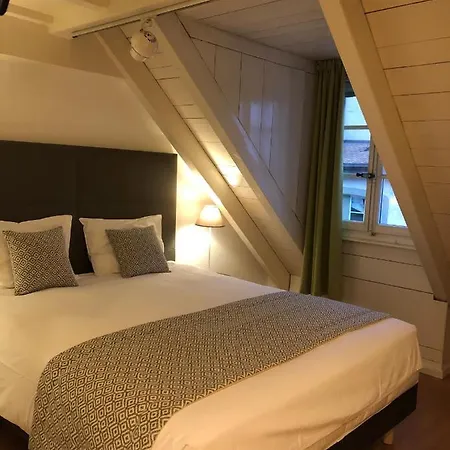 L'hotel By Du Chateau Ξενοδοχείο 3*
