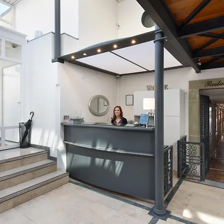 L'hôtel By Du Château Hotel 3*