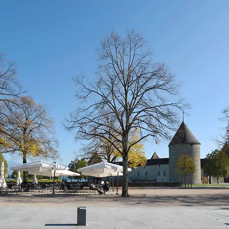 Hotel L'hôtel By Du Château 3*